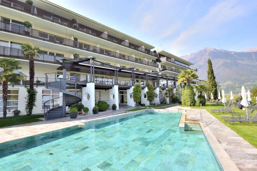 阿尔卑斯山中的地中海风情——Giardino Marling 酒店设计-6