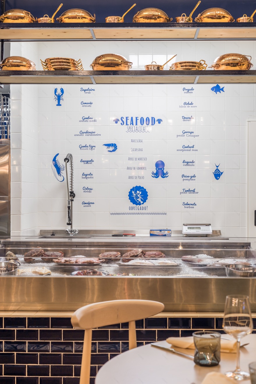 舞动龙虾 · 葡萄牙风情海鲜餐厅设计-20