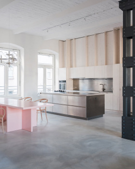 柏林阁楼公寓丨德国柏林丨BATEK ARCHITEKTEN