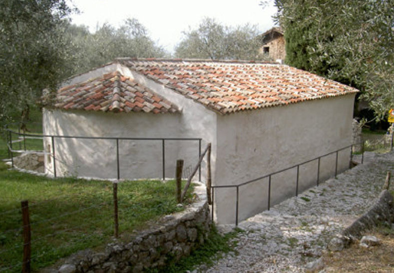 布雷佐内坎波(维罗纳省)的圣彼得镣铐教堂-4