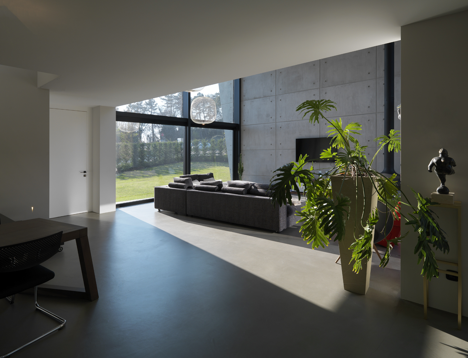 悬浮森林中的透明别墅-63