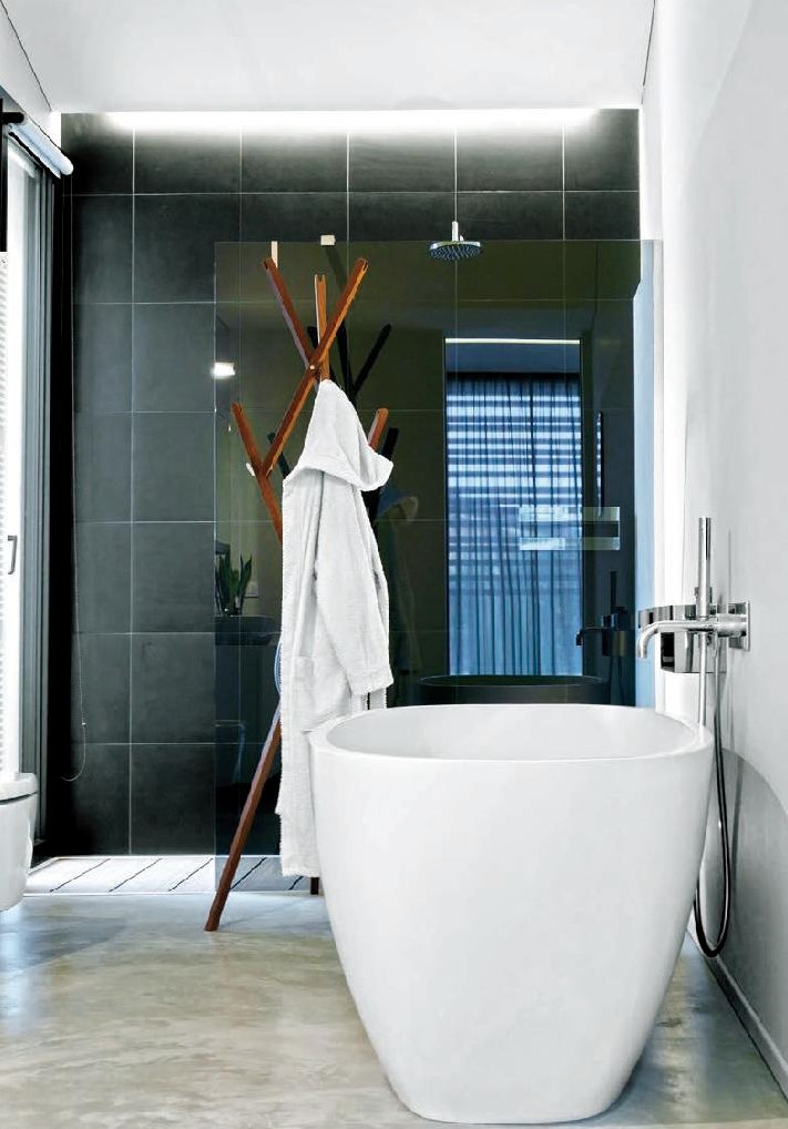 意大利乡村风格别墅设计，和谐融入自然景观-12