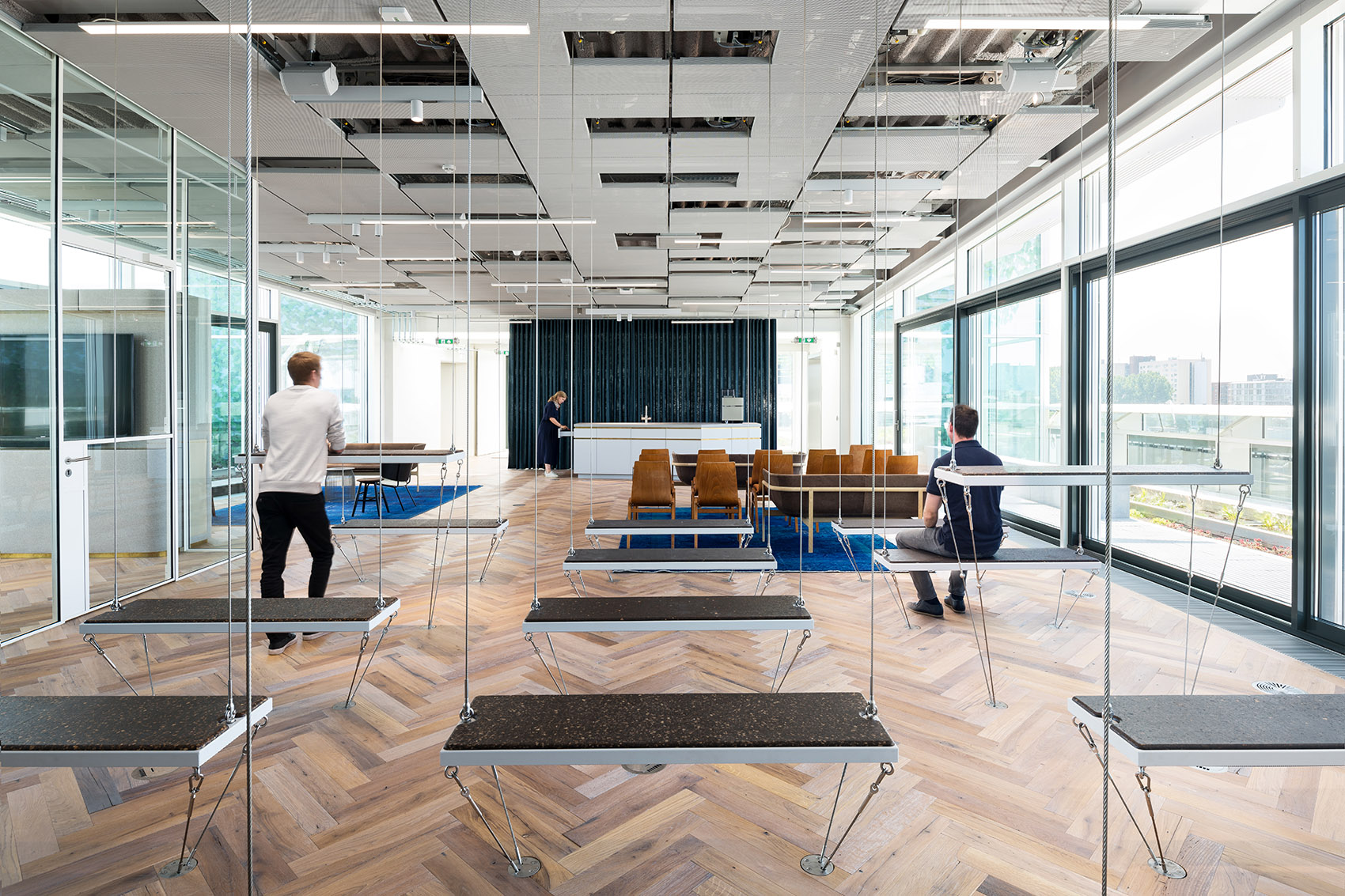荷兰Amvest投资开发新办公室，阿姆斯特丹/定制的家具，流动的风景 -36