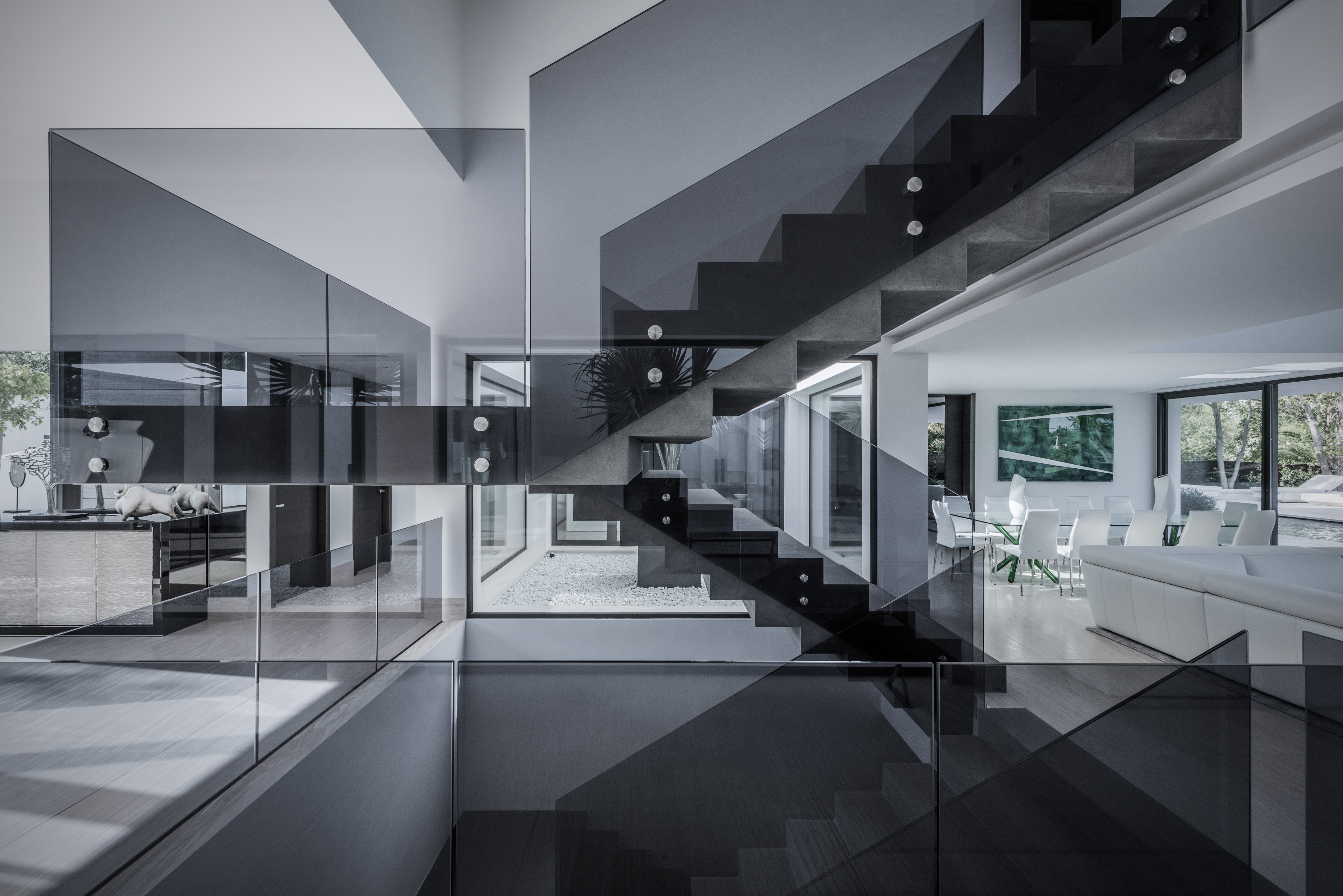 西班牙现代别墅设计，传统与当代完美平衡-6