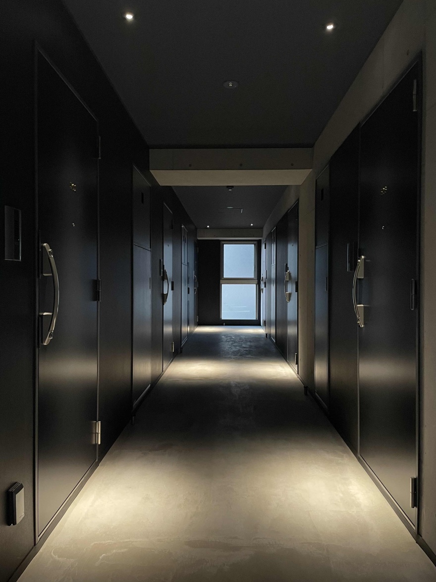 面向北的明亮公寓设计丨日本-16