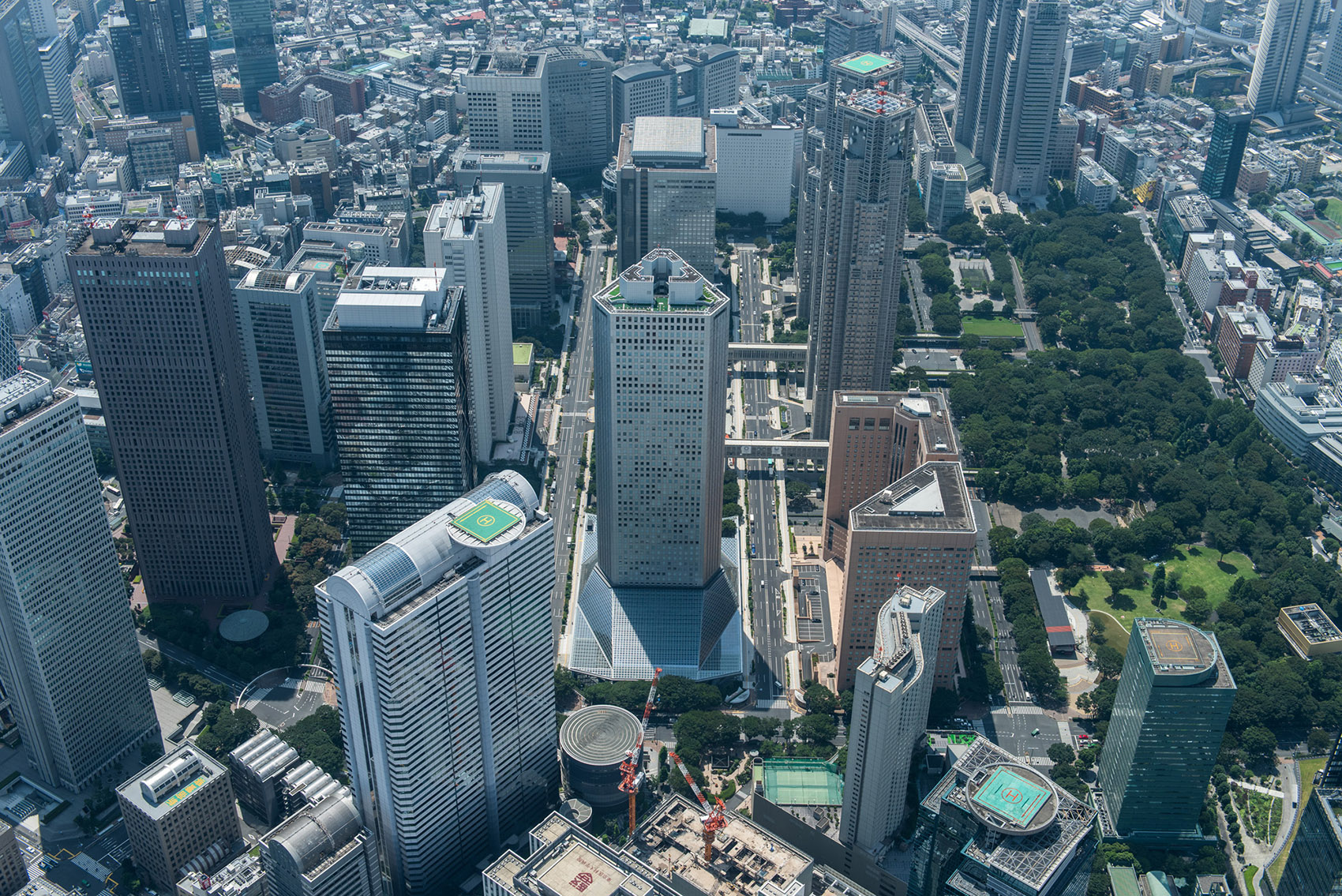 新宿住友大厦·三角广场，东京/以玻璃大屋顶激活公共空间-7