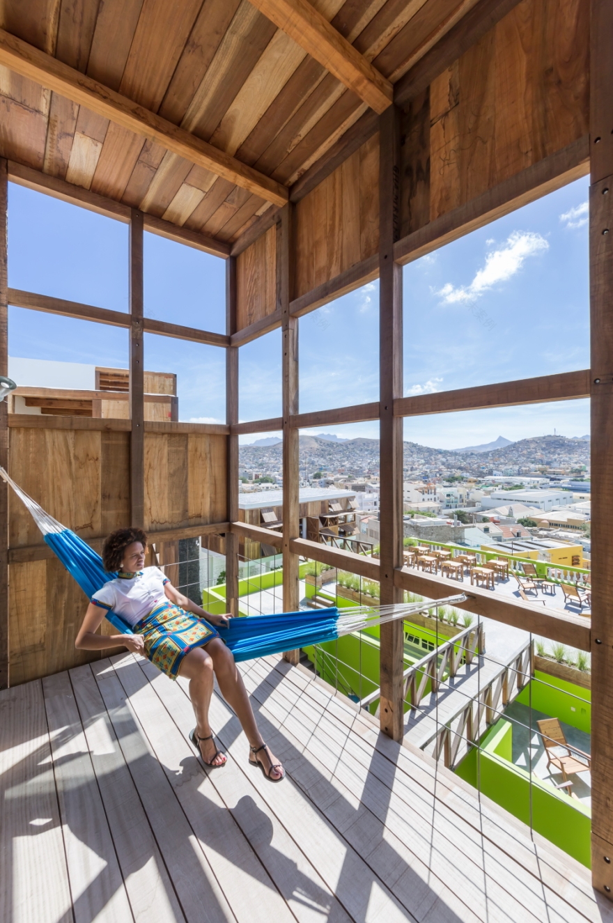 Cape Verde 岛上的生态酒店 - 融入本土元素的环保设计-39