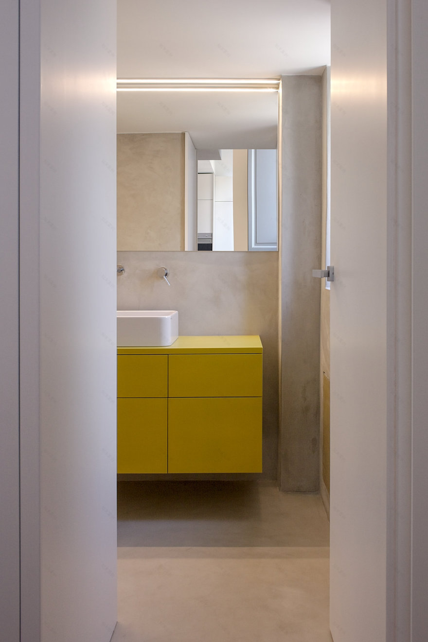 意大利 40 平米迷你公寓的惊艳设计-7