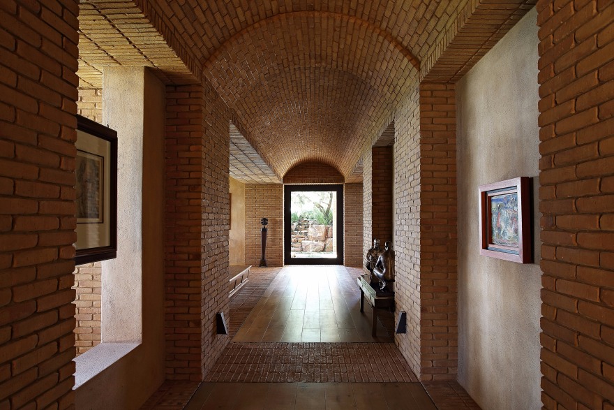 南非普利托里亚 Waterkloof Residence 别墅-2