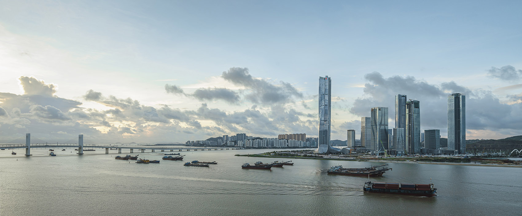横琴国际金融中心，珠海/珠澳第一高楼，以蛟龙出海打造中国新力量-11