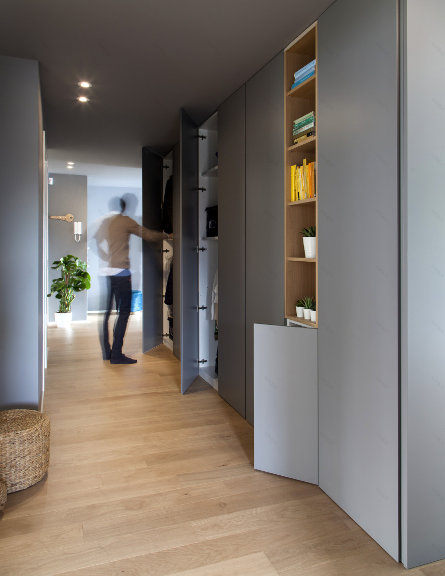 湖景宽幅公寓丨意大利莱科-0