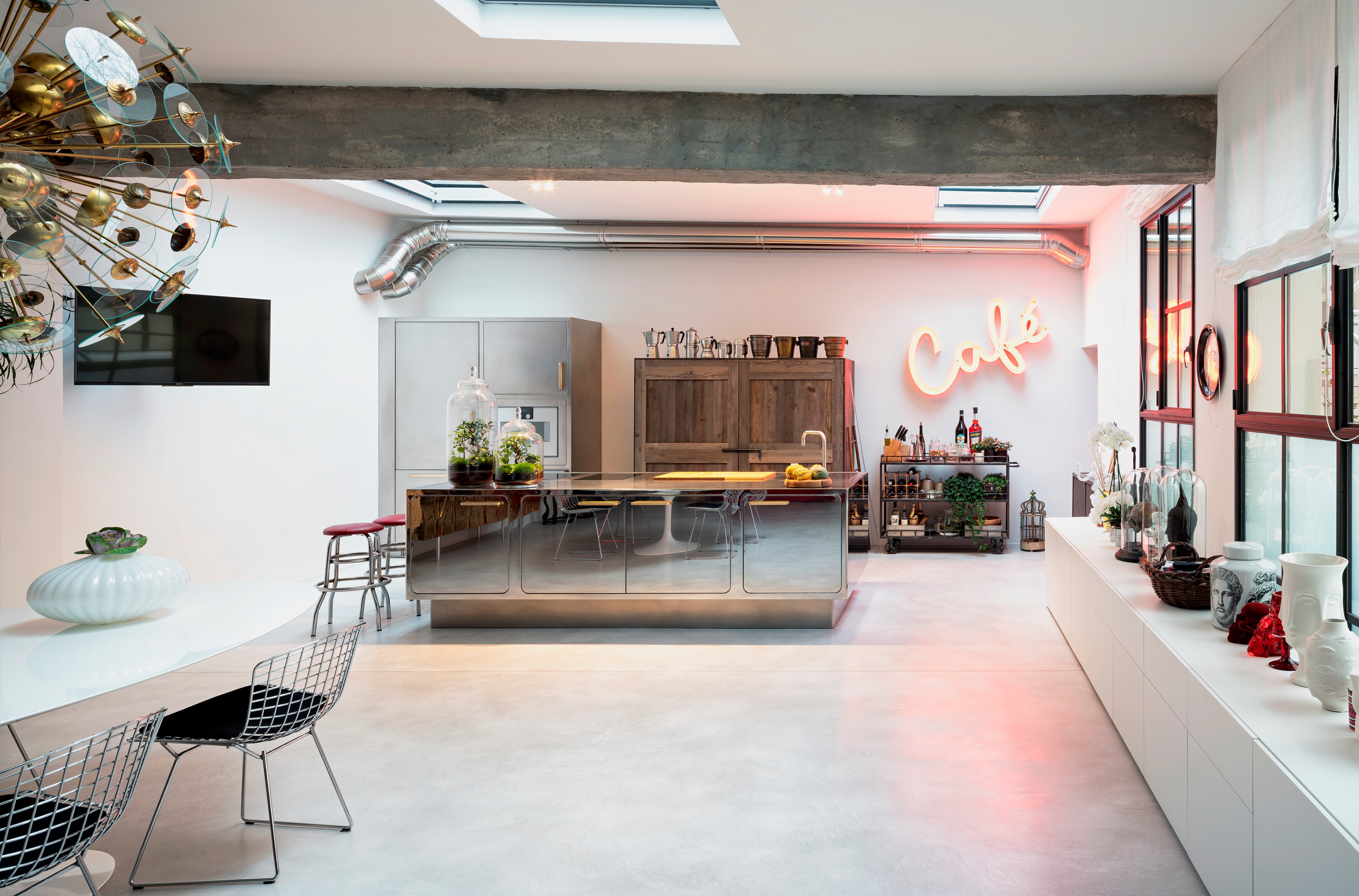 穿越时空的工业风公寓设计-7