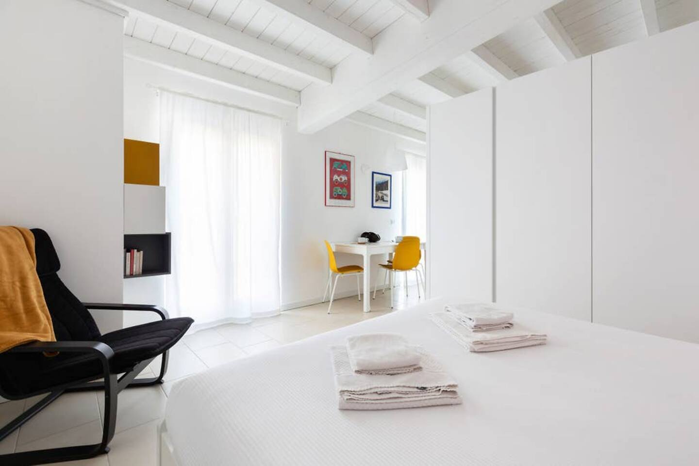 梦想千里的意大利赛车公寓设计(Dreaming Mille Miglia)-11