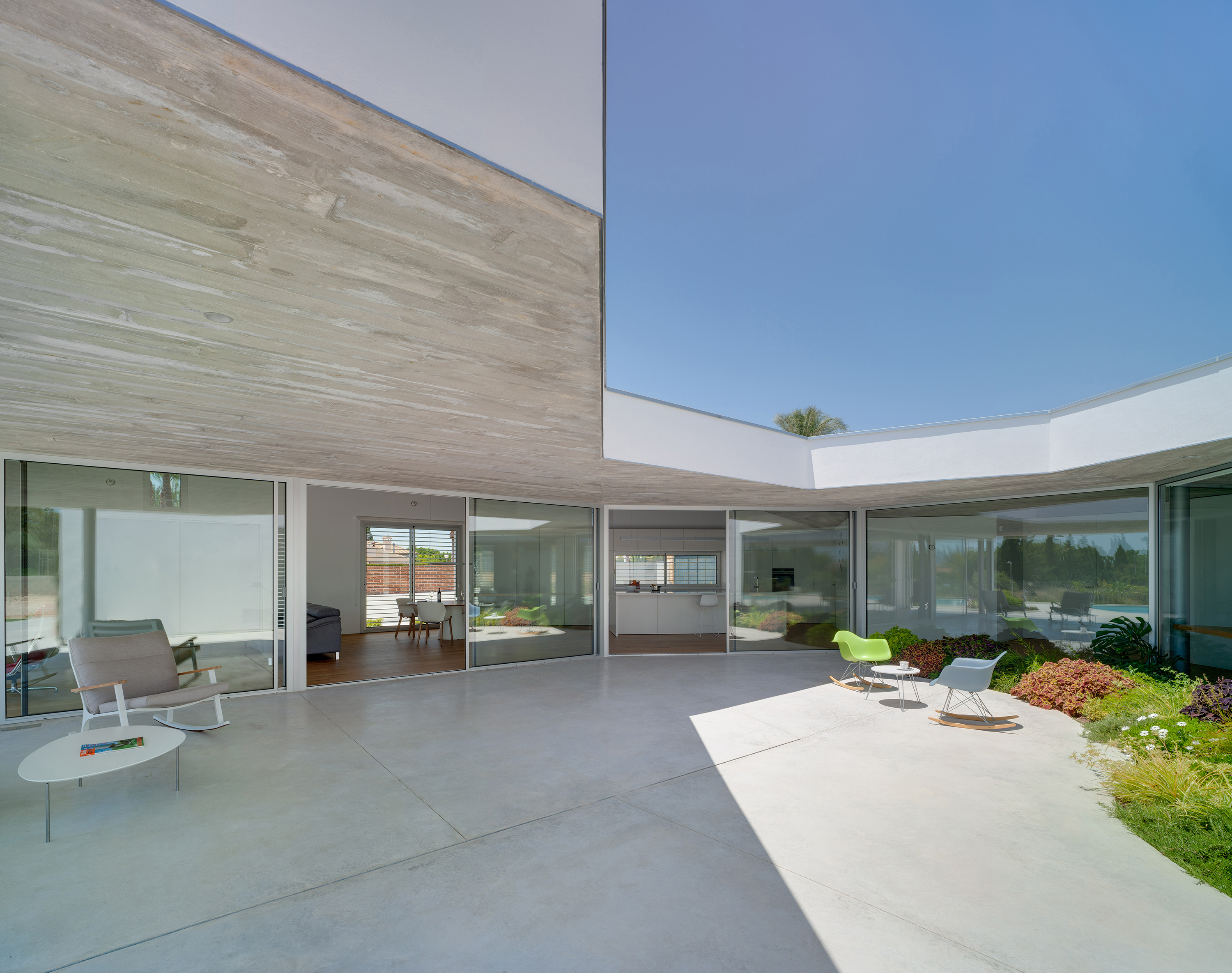 融合传统与现代的“阴与阳”别墅设计-6