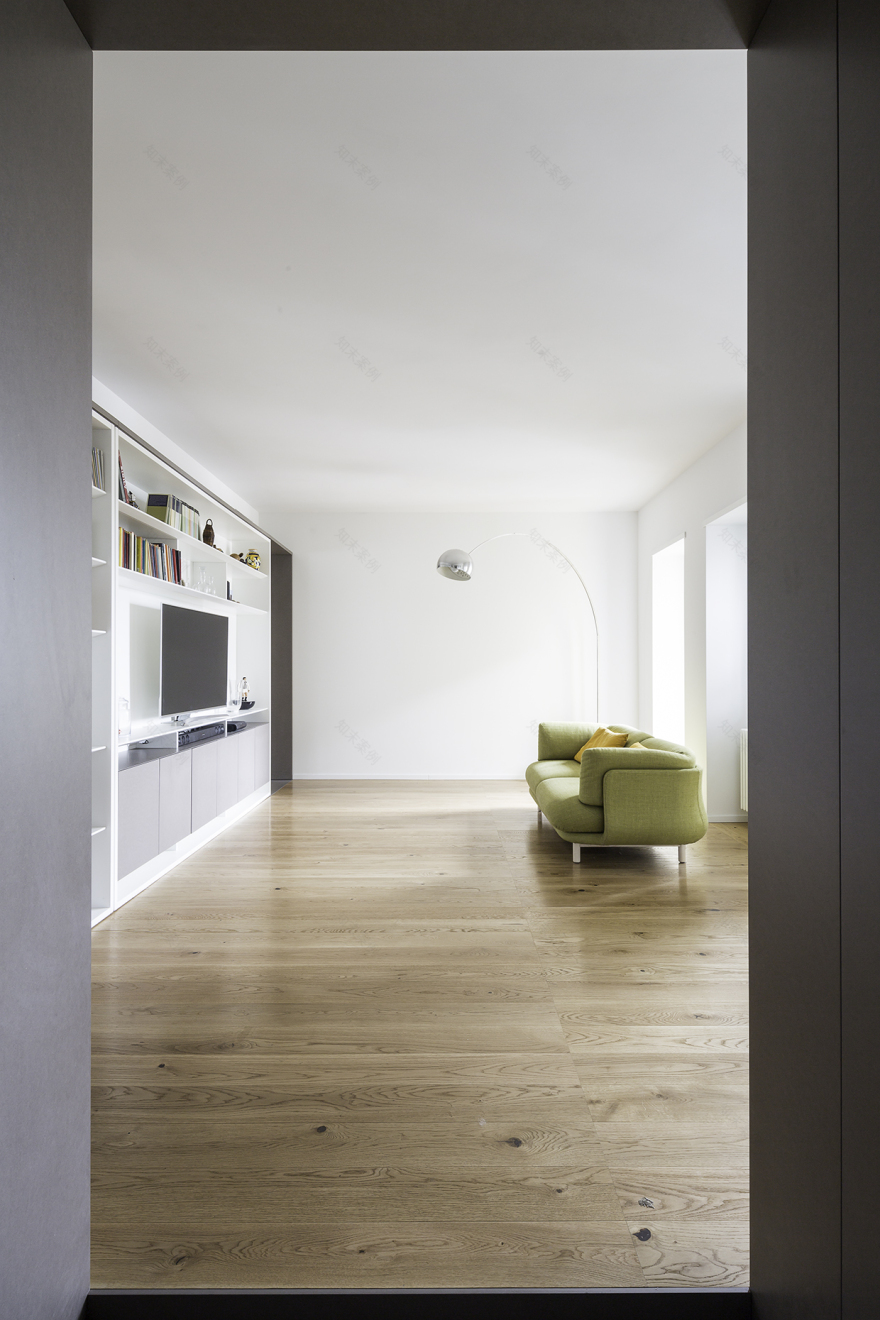 米兰近郊翻新公寓设计-18