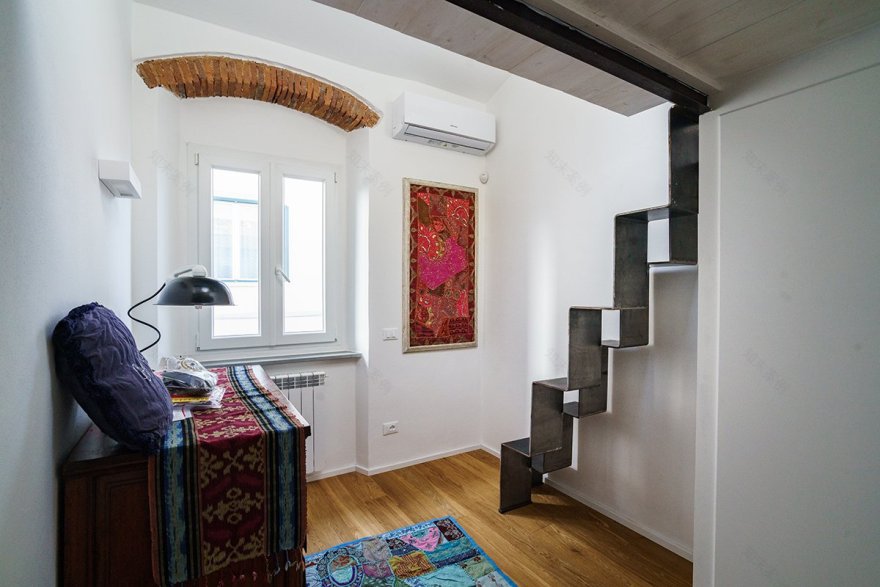 翻新之作 | 意大利古老肉铺变温馨家园-6