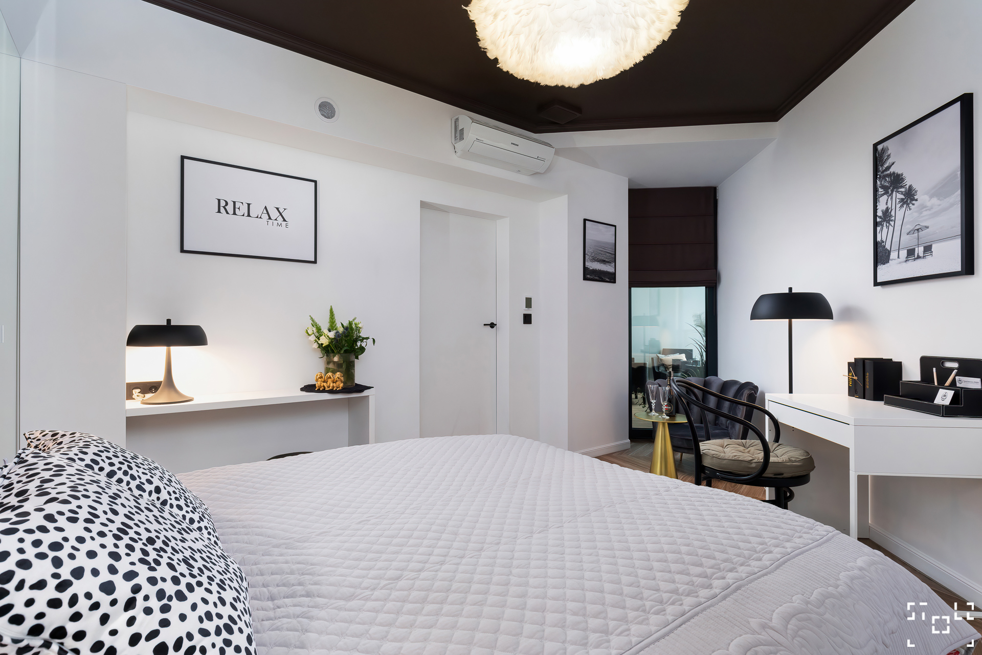 Tomasz Stolz 设计 Seaside 453 公寓，展现现代海滨风尚-13