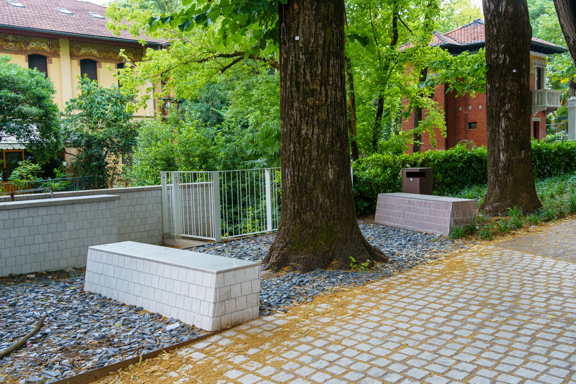 历史印记的街道改造 · Pordenone 市政厅的可持续城市发展计划-18