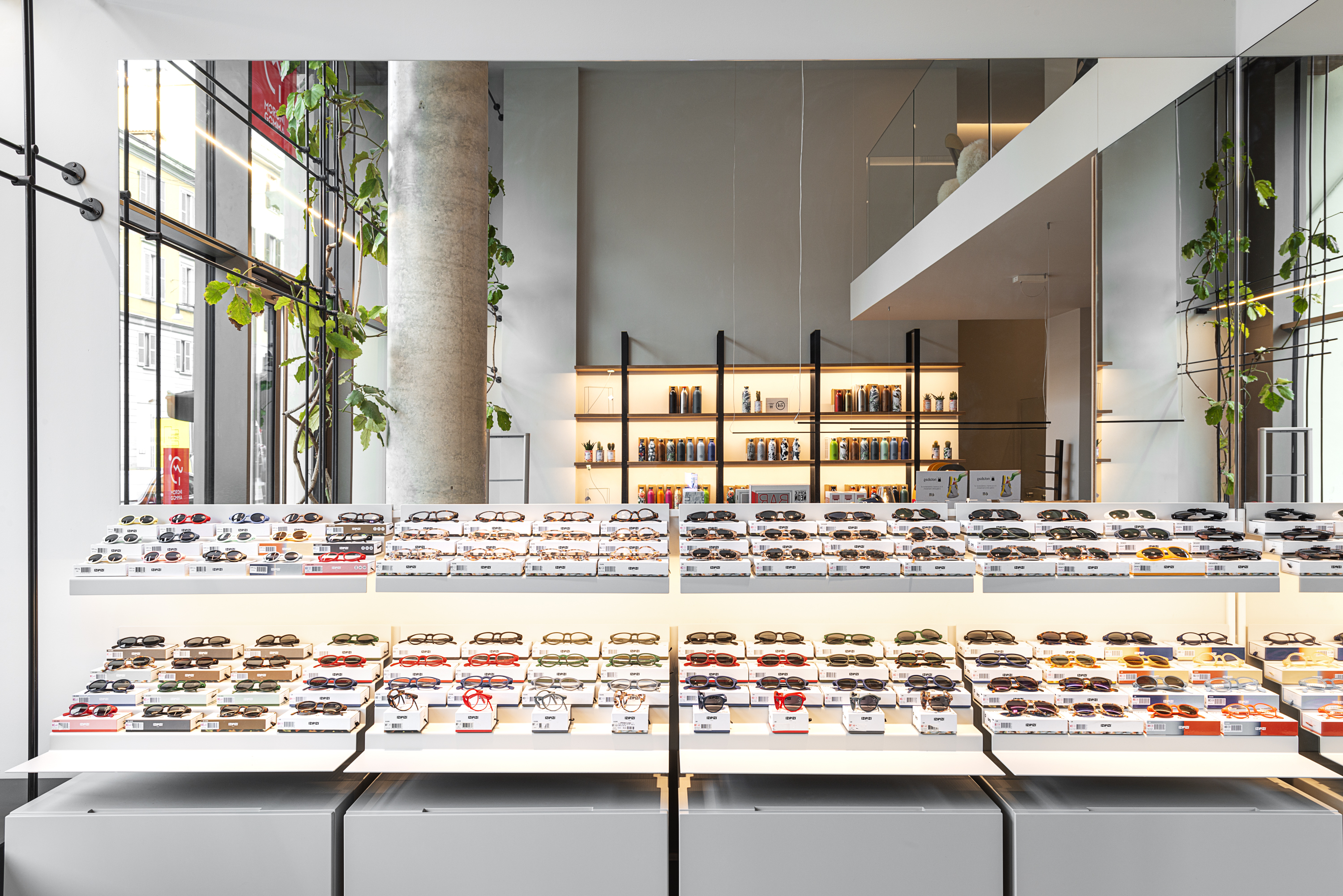 米兰 Moronigomma 店铺-11