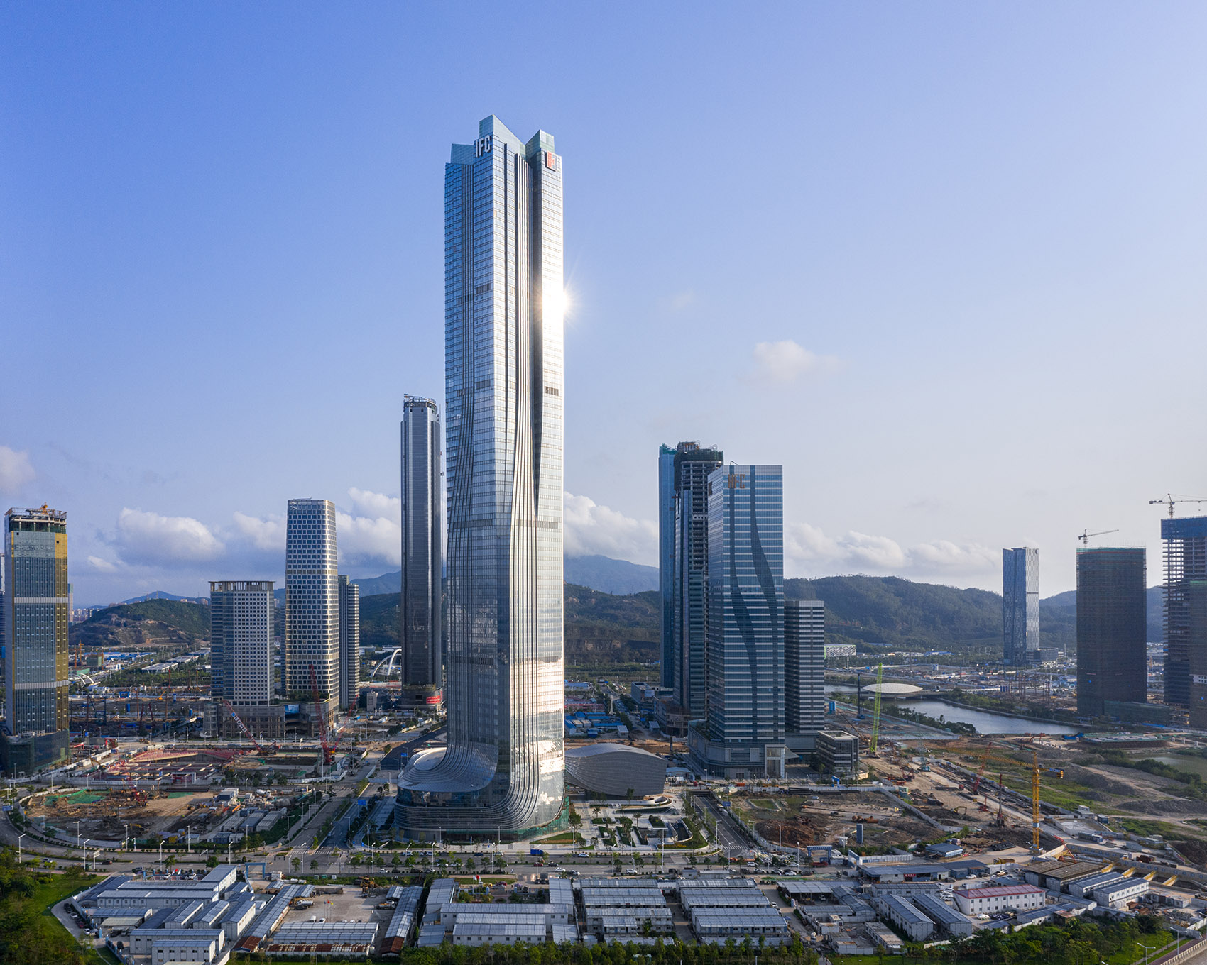 横琴国际金融中心，珠海/珠澳第一高楼，以蛟龙出海打造中国新力量-19
