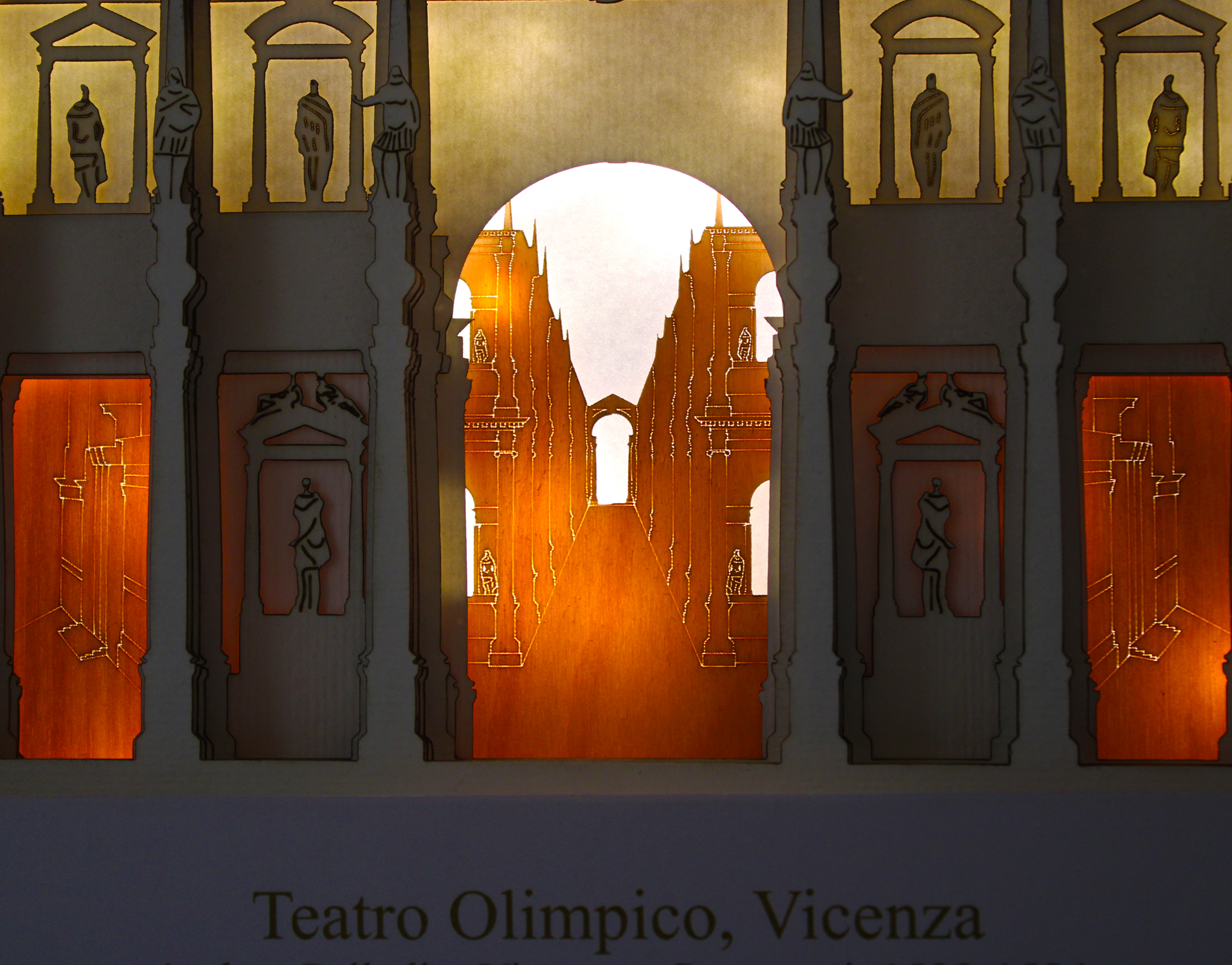 Light box, Cornice luminosa, luci LED, Teatro Olimpico, Vicenza, Palladio, Scamozzi, Rinascimento, Lampada Architettura Italiana-4