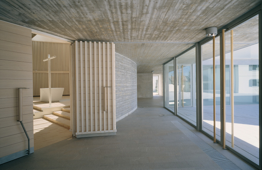 Friuli 新教堂设计 | 融入环境的和谐空间-4