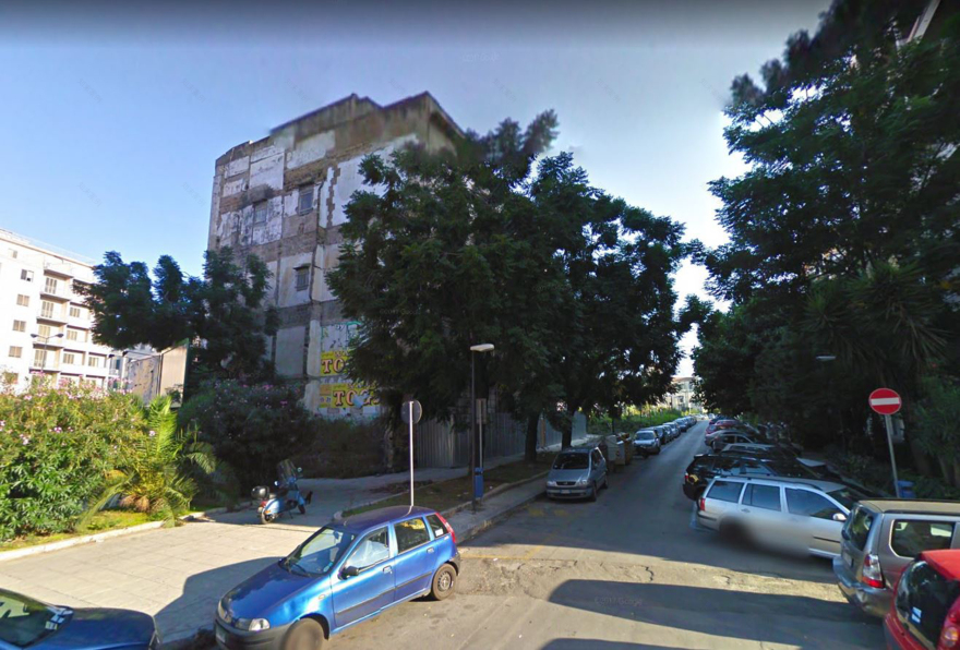 历史与现代交融的“第十三受害者广场”建筑改造-43