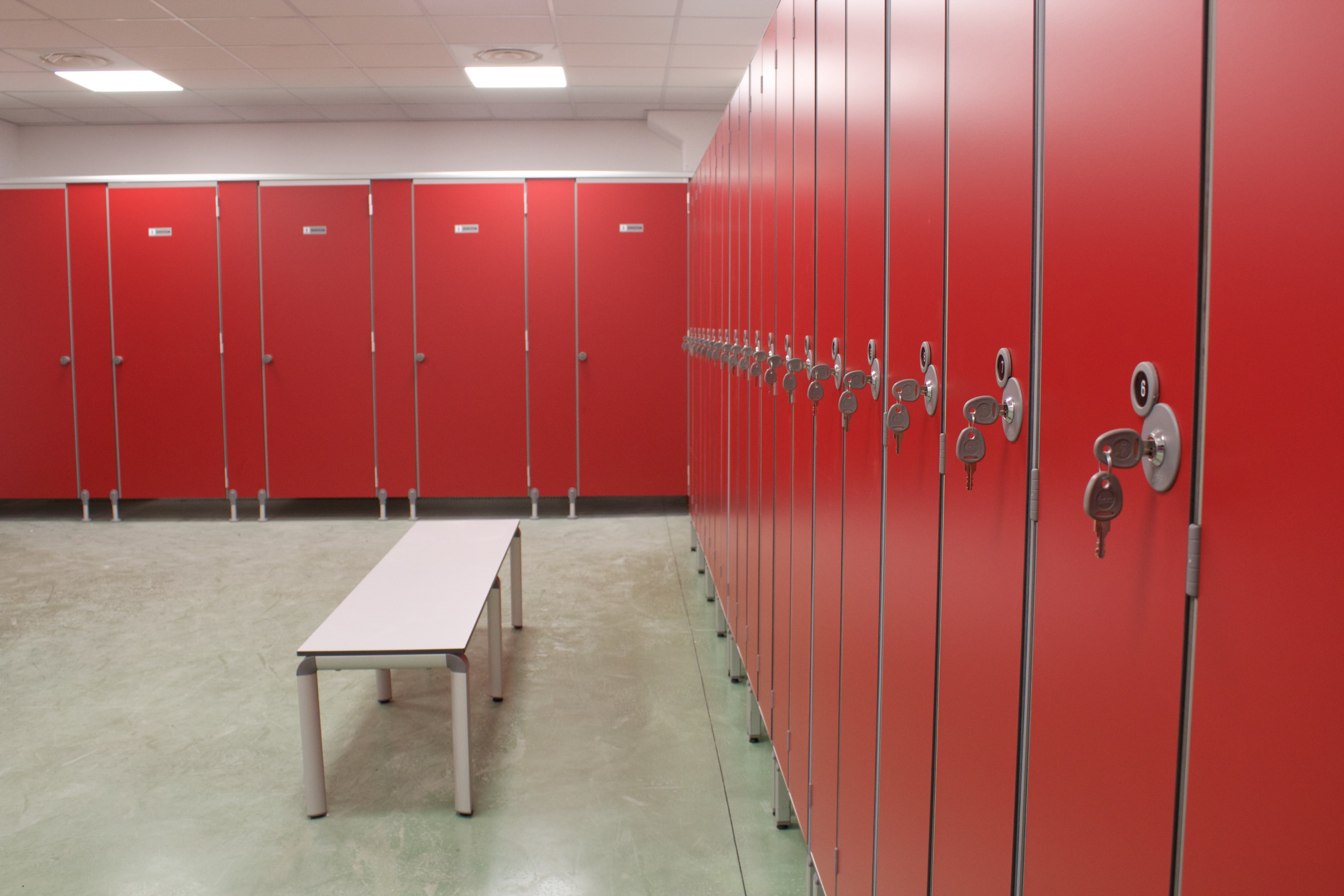 Indel B 企业更衣室设计-12