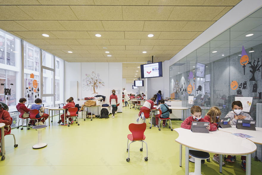 英国学校阿朗戈校区教室翻新设计-26