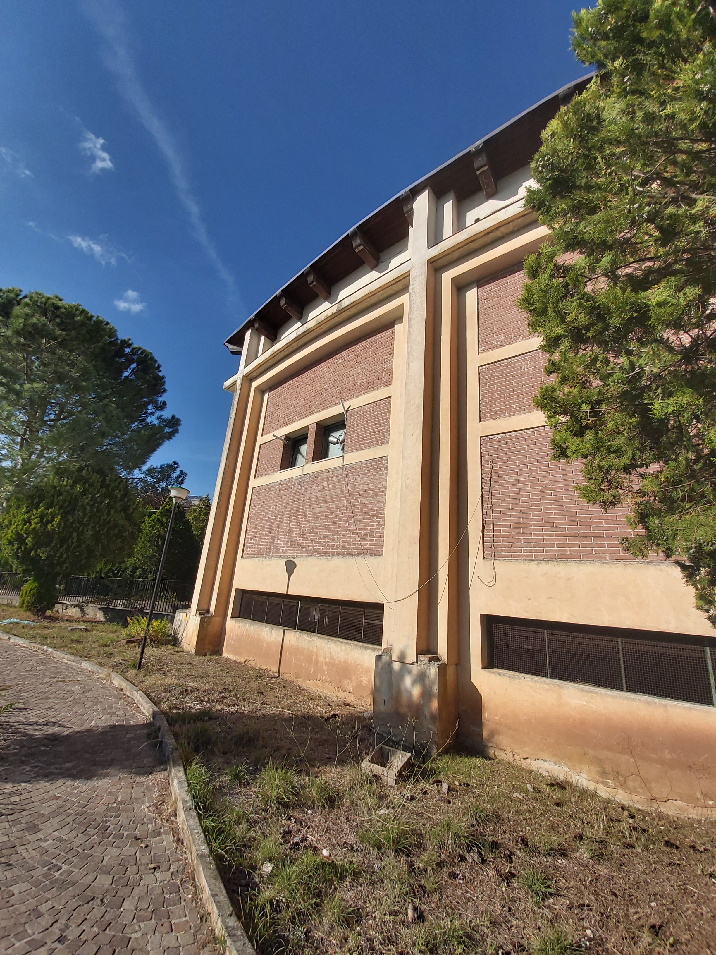 MESSA IN SICUREZZA E ABBATIMENTO DELLE BARRIERE ARCHITETTONICHE DELLA PALESTRA DEL COMUNE DI ROMAGNANO AL MONTE-3