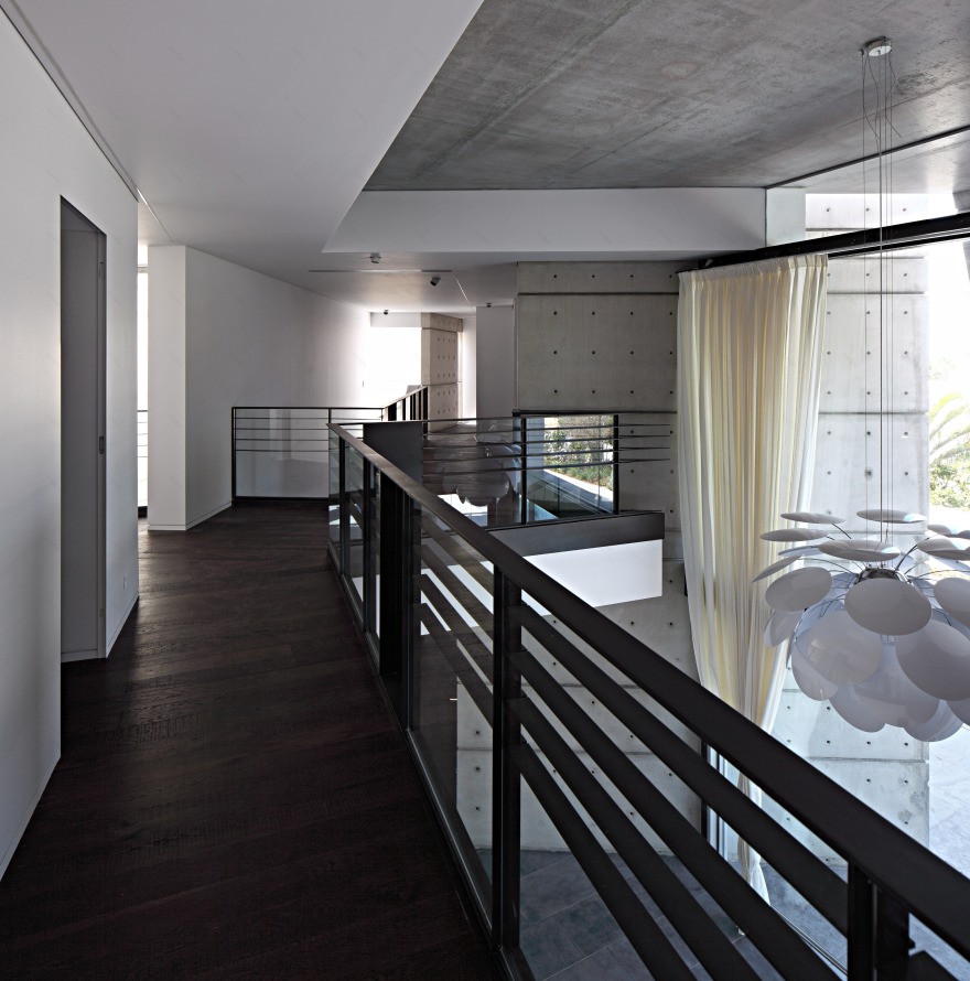 Dunsky Architects 打造的“虾屋”别墅设计,融入地中海景观-22