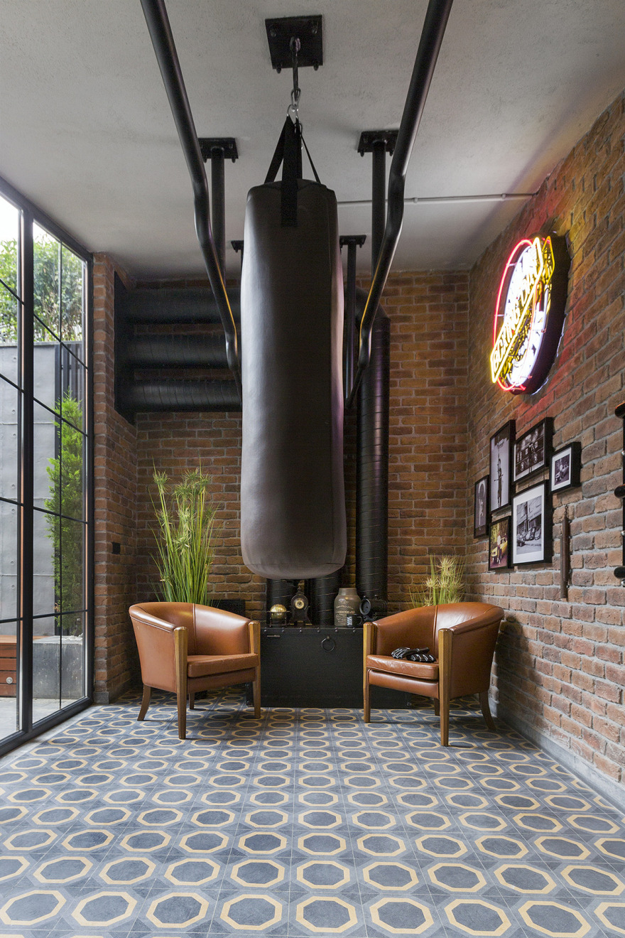 Emre 集团总部 | 工业风与创意的完美结合-24