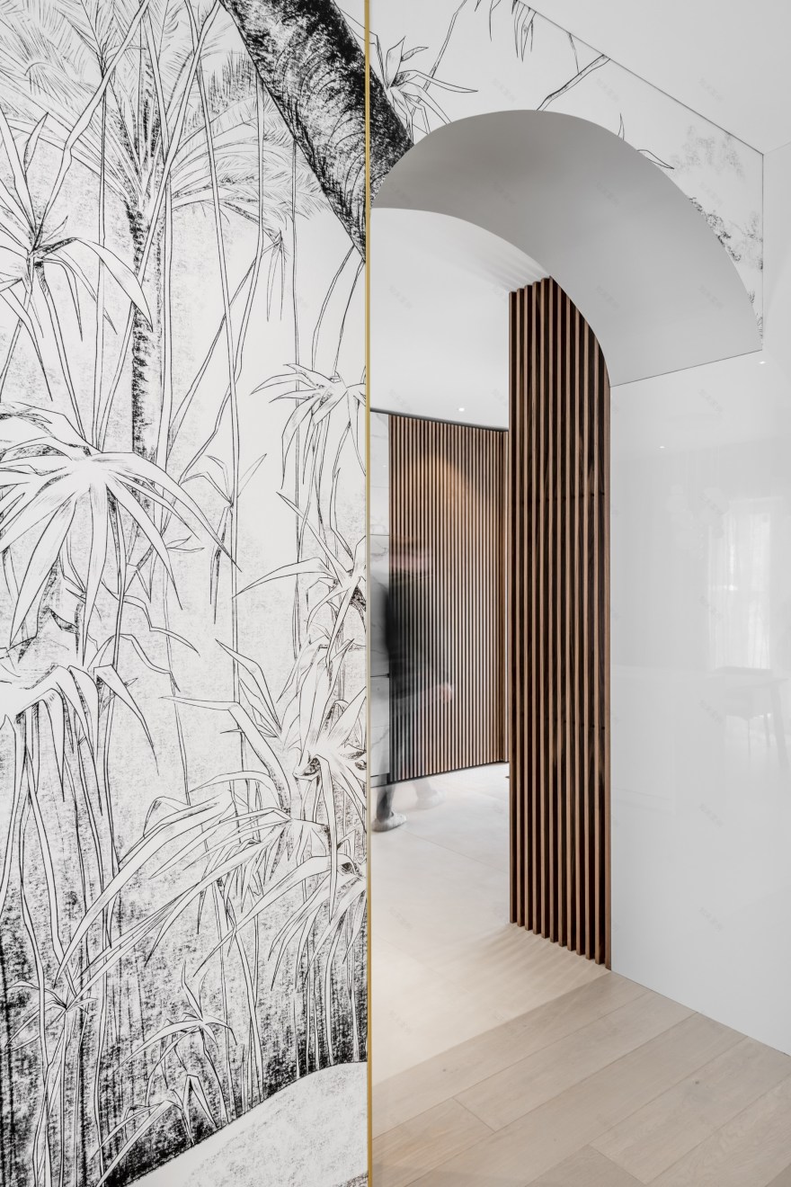 历史建筑中的透明轻盈之家-25