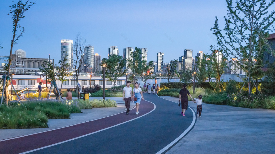 上海杨浦滨江二期绿道 | 工业遗存重生,公共空间扩展-22