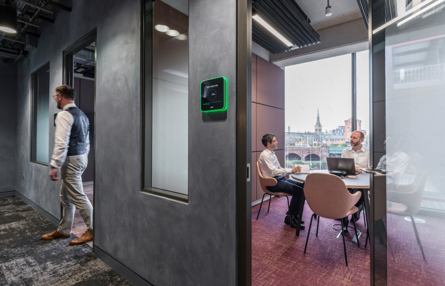 在河畔宅邸沉思-15