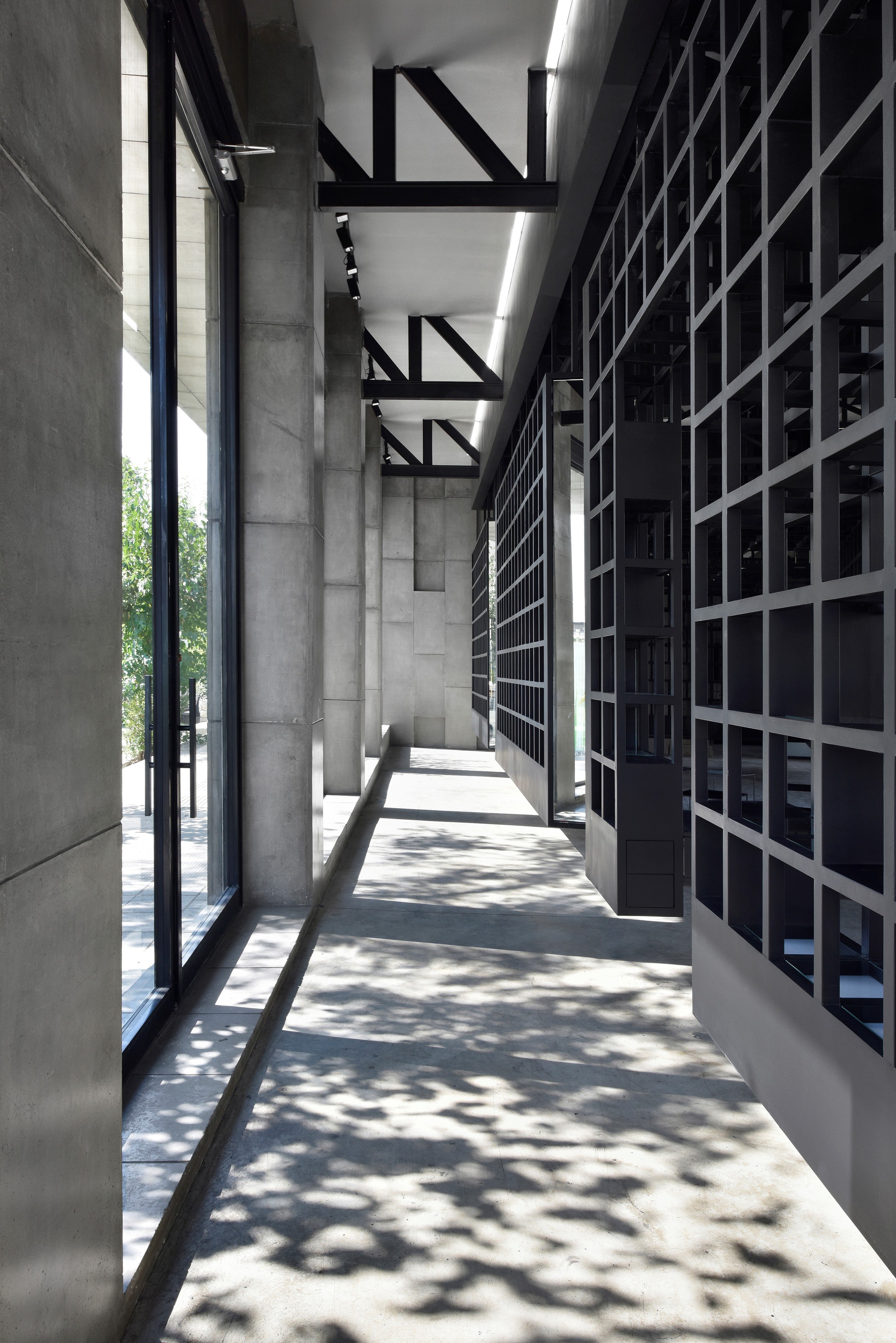 牛顿眼镜画廊丨Moein Nikaeen,Babak Nasirabadi-9