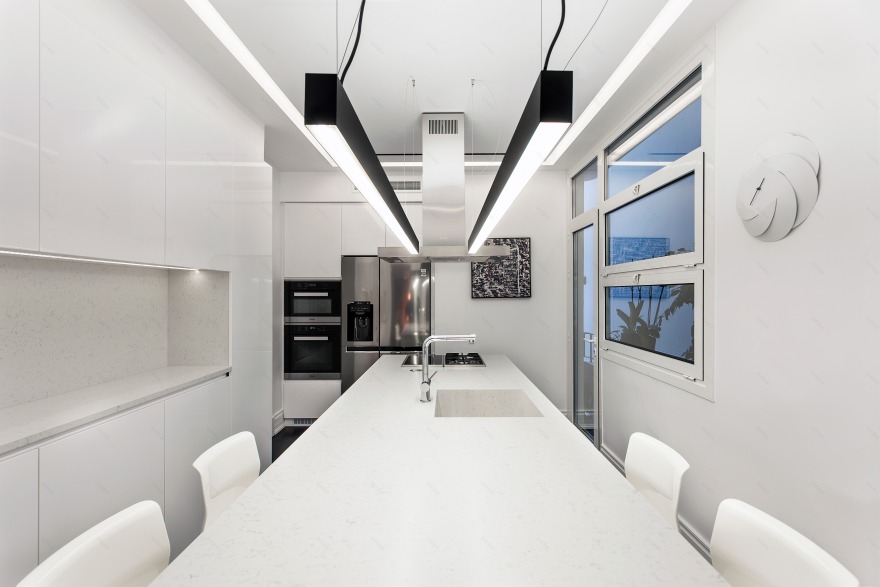 雅典 290 平米翻新公寓,打造经典与现代并融的居家艺术馆-7