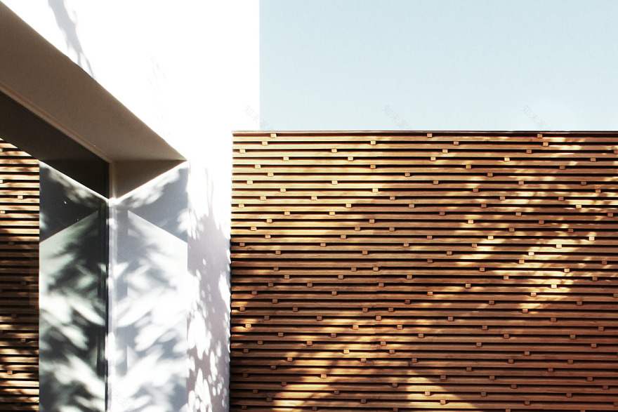 历史中心区的私人绿洲——意大利罗维戈别墅设计-16