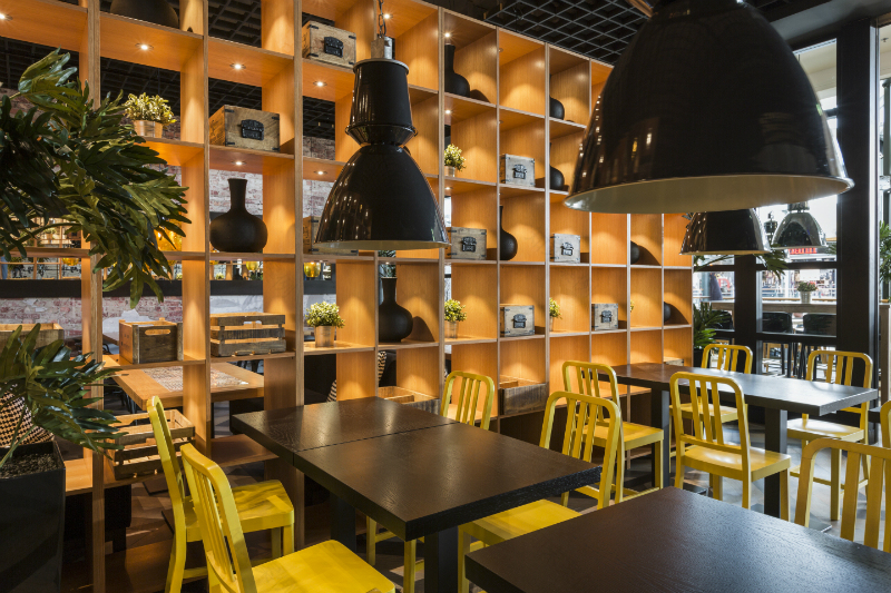 芬兰 Myly 购物中心 Qualitano & Tsiken 餐厅 · 创新室内设计提升顾客体验-4