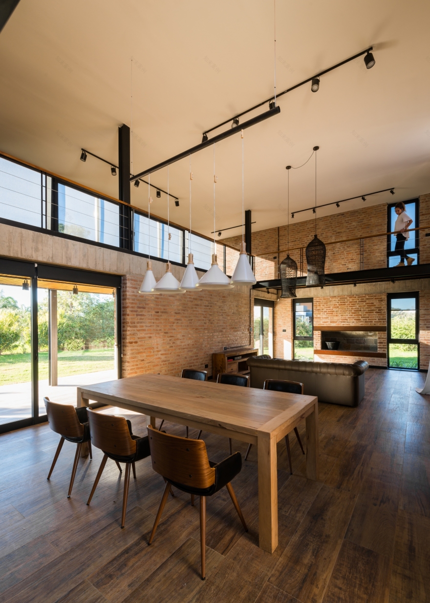 自然与生活共融的别墅设计-6