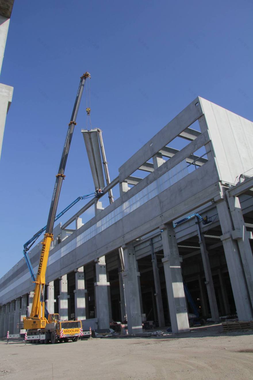 意大利钢铁工厂的现代化改造-10