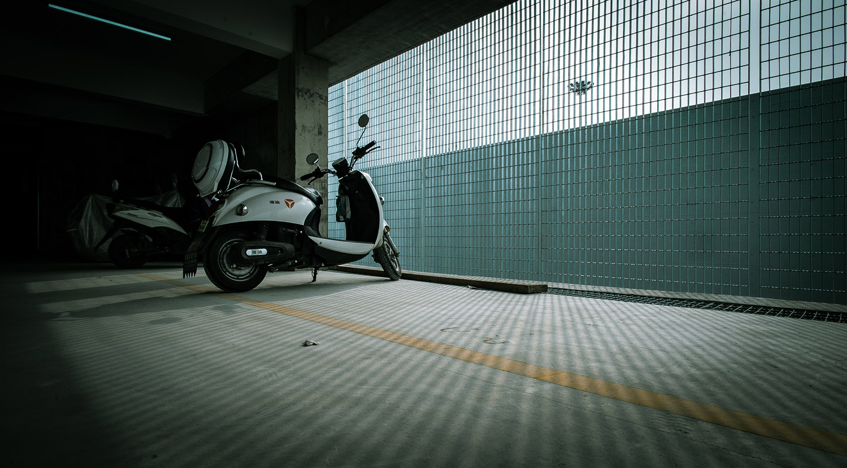 T& W非机动车停车楼，江苏太仓/服务于整个园区的“工业化”停车大楼-90