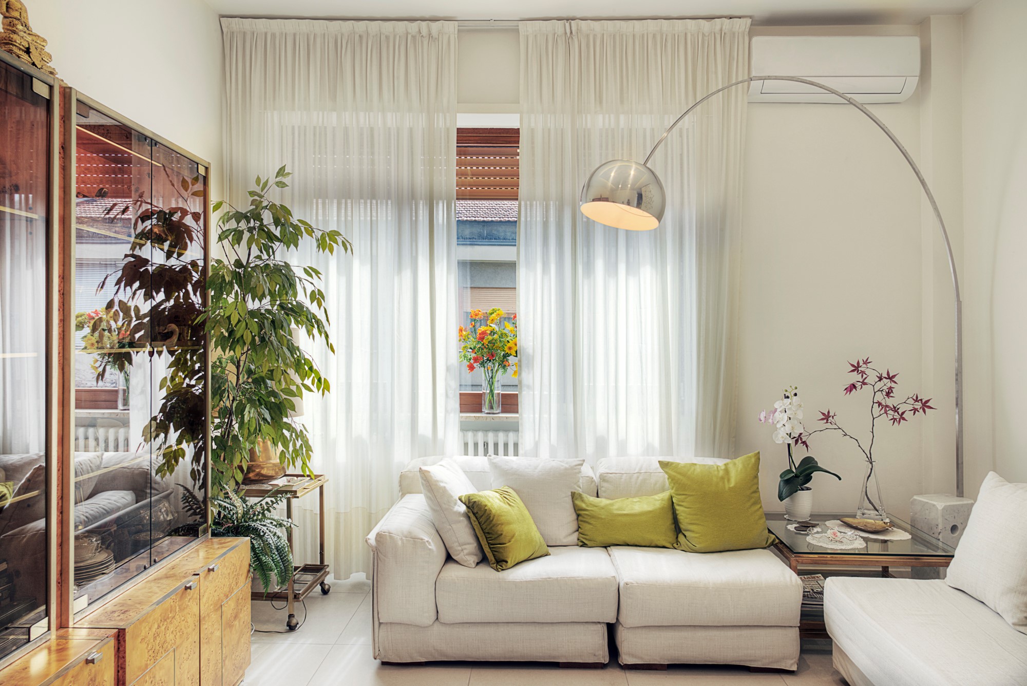 复古 70 年代家具翻新，打造独特公寓空间-3