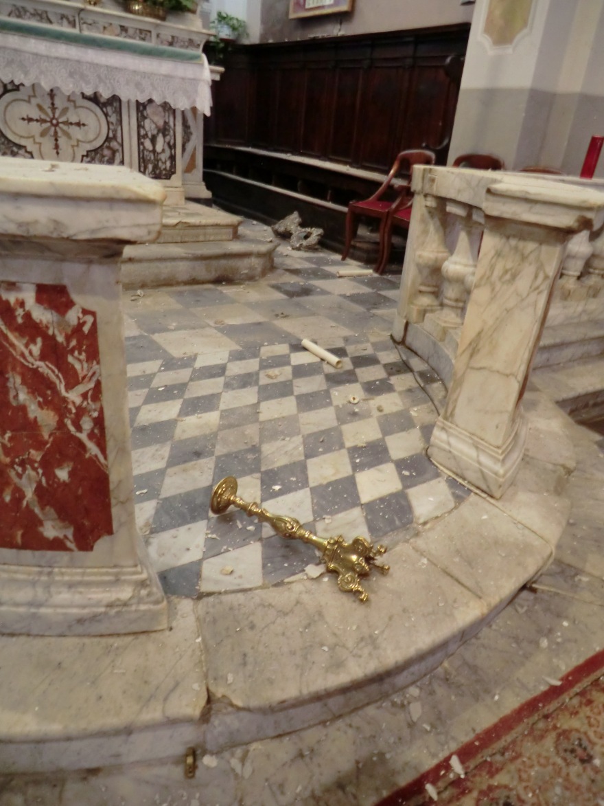 圣弗洛里塔教堂的地震修复-1