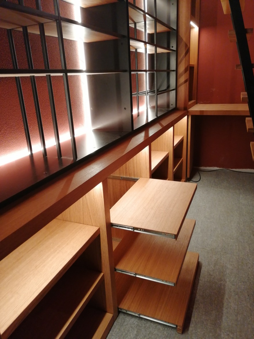 卢加诺葡萄酒库-4