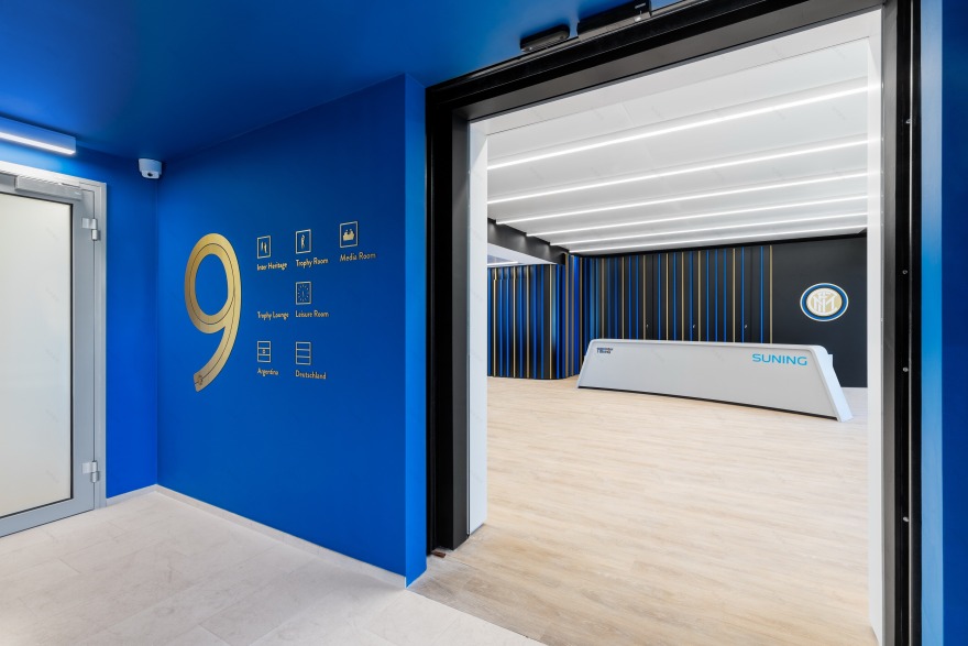 米兰 Inter 新总部·现代办公空间的典范-2