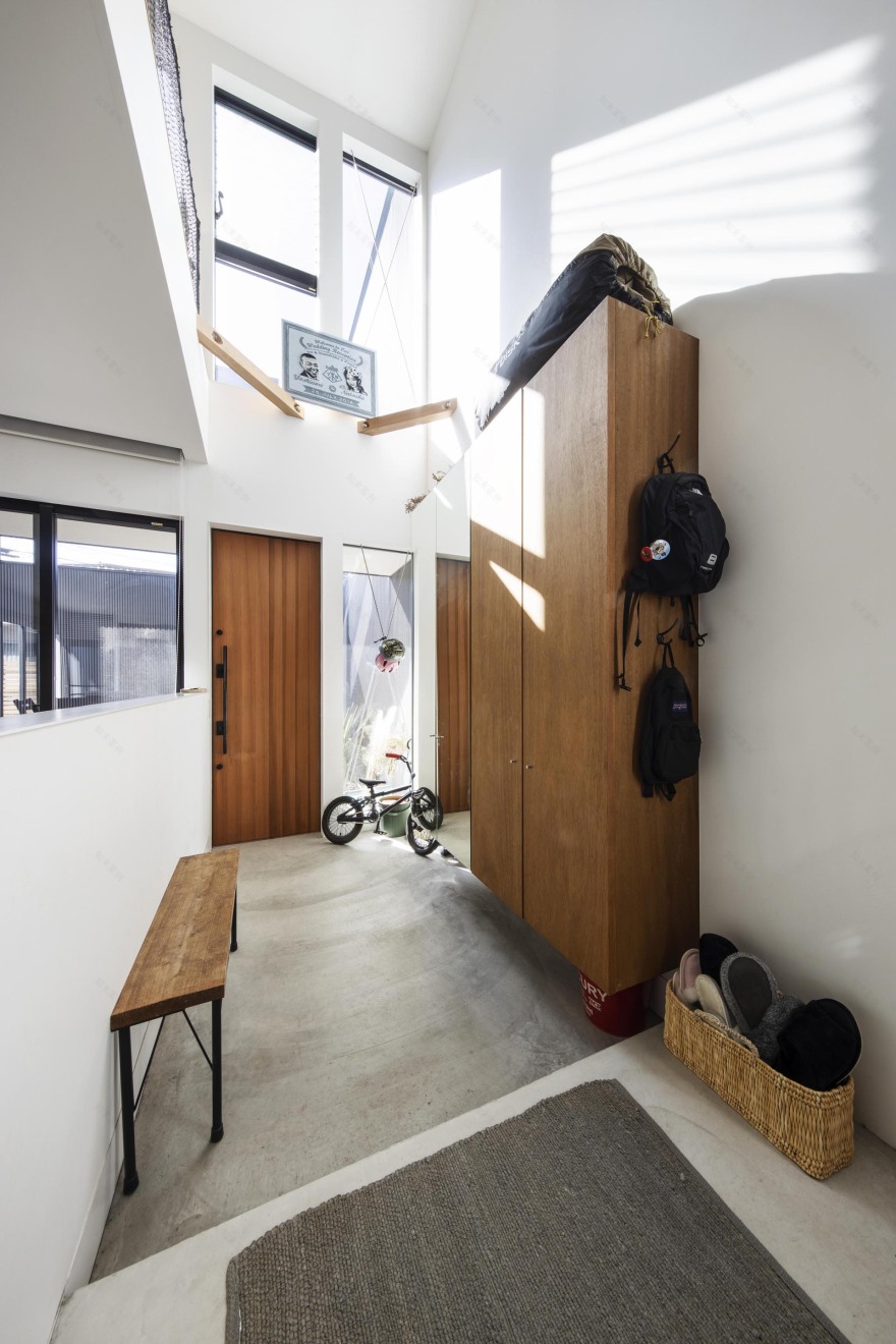 封闭外壳内的宽敞空间 别墅建筑 HouseI丨日本神奈川丨N.A.O. Naoki Kato-10