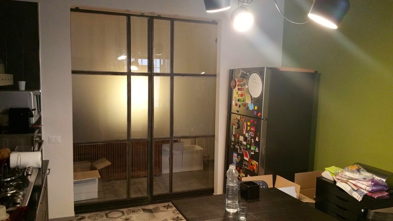 年轻夫妇的工业风格罗马之家-4