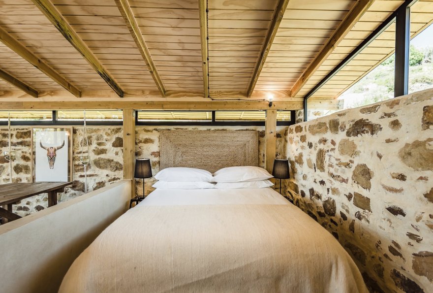 风之庇护的小石屋-6