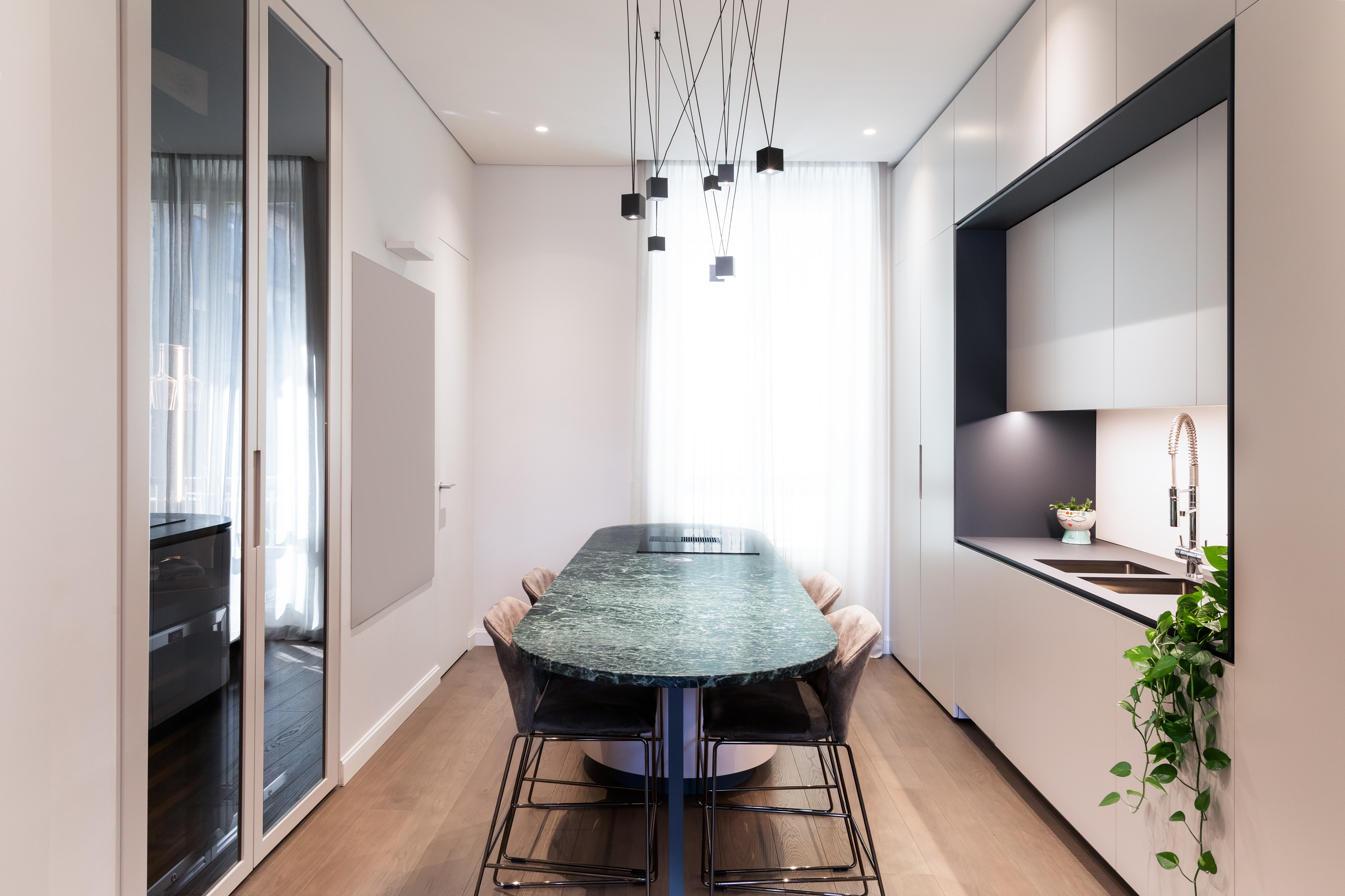 在都灵最著名的住宅区之一,我们进行了这次翻修-30